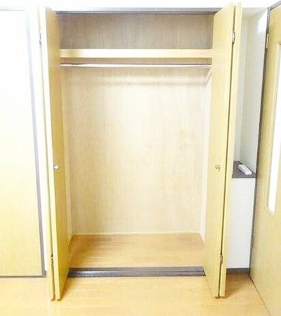 収納　【南西向き2面採光の明るいお部屋♪】住環境良好おすすめ！ 【