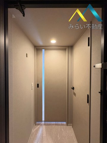 玄関　自社撮影写真