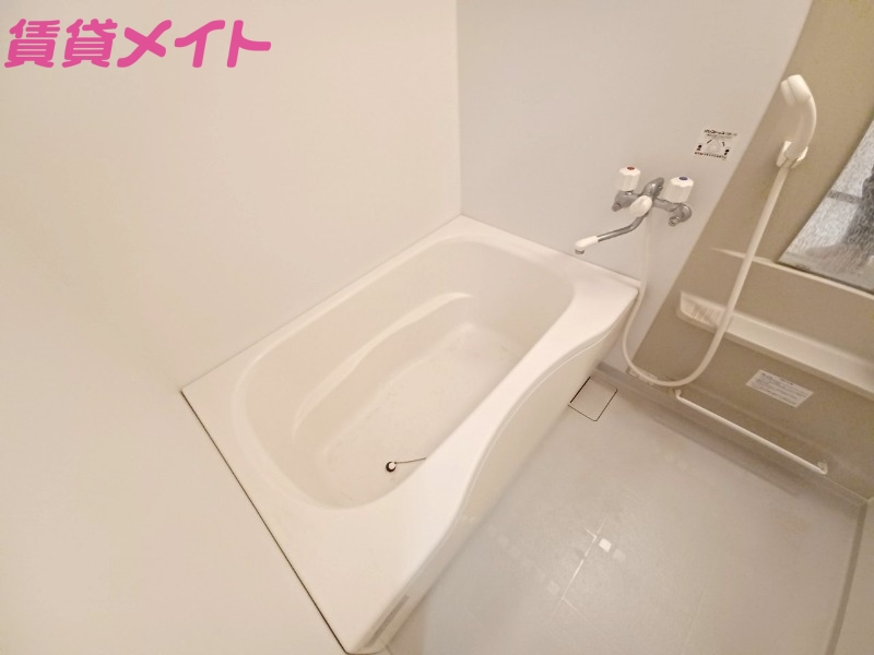 バス・シャワールーム　別部屋参考写真です