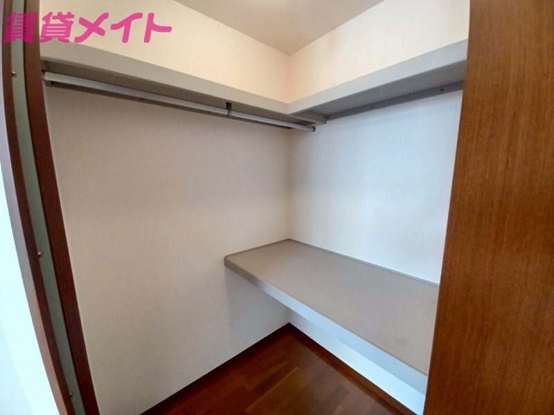 収納　別部屋参考写真です