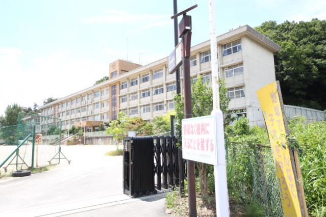 小学校　朝倉小学校（小学校）まで1066m