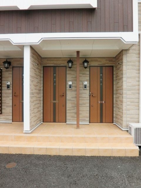 エントランス　建物入り口部分です