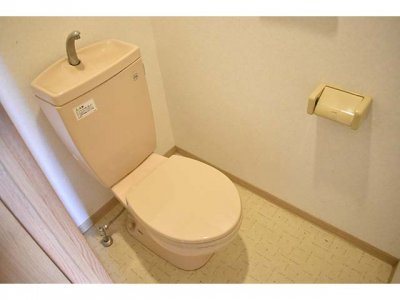 トイレ　※同タイプの写真になります。