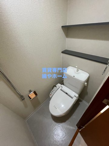 トイレ　清潔感のあるトイレです
