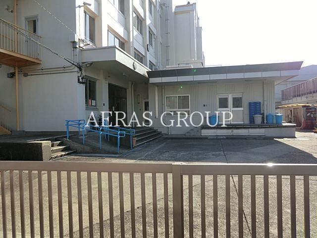 小学校　江戸川区立上一色南小学校（小学校）まで606m