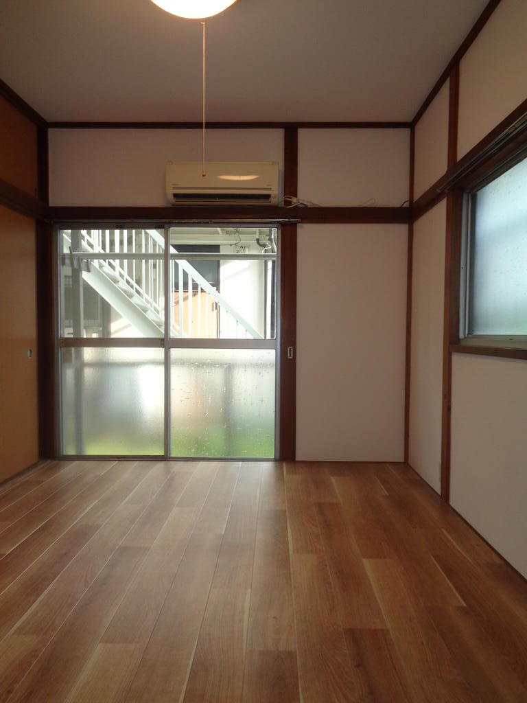 コーポ横松の居間写真