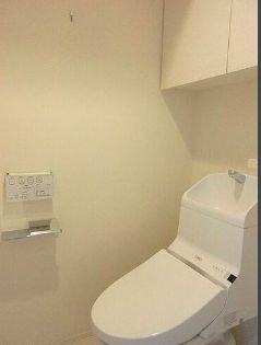 トイレ　落ち着いたトイレです