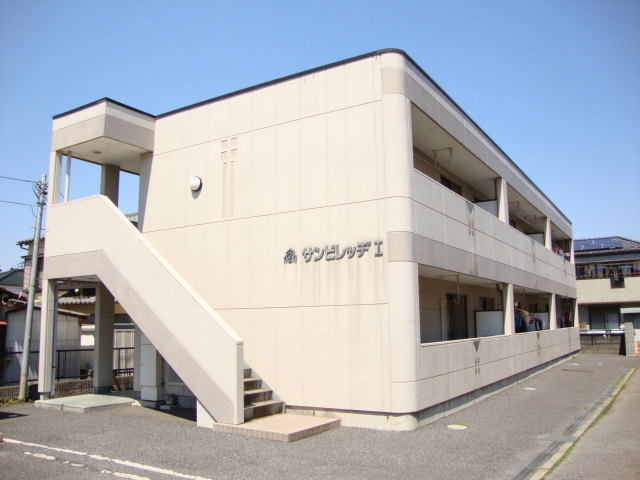 建物外観　外観写真（昼）