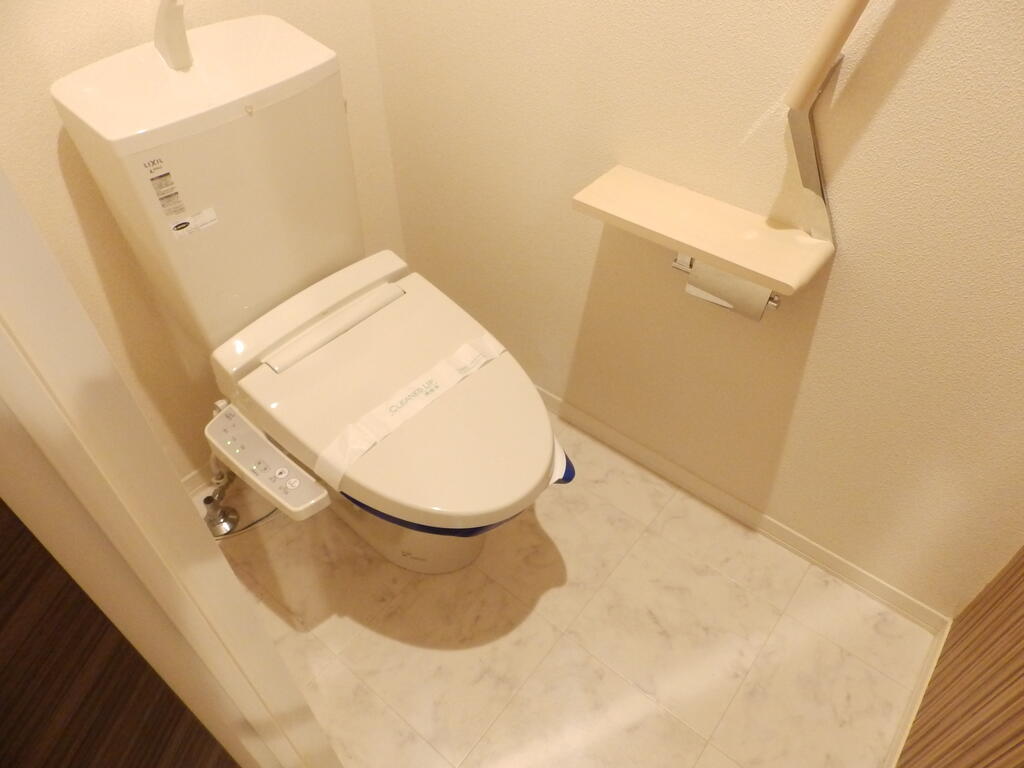 トイレ　ウォシュレット