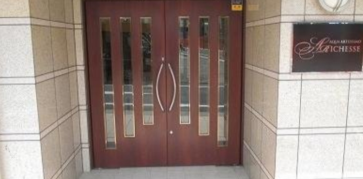 エントランス　毎日通るエントランス♪