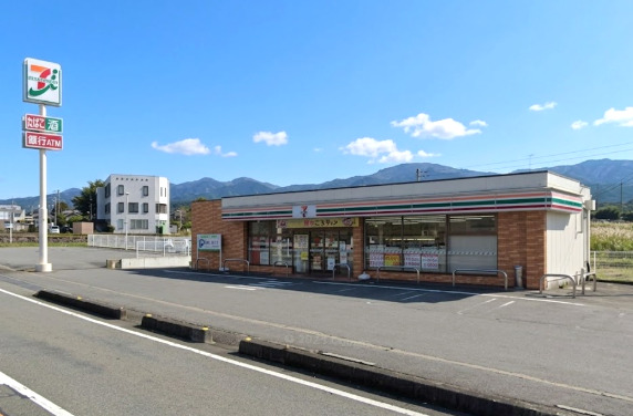 コンビニ　セブンイレブン 裾野深良店（コンビニ）まで331m