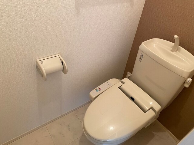 トイレ　トイレ