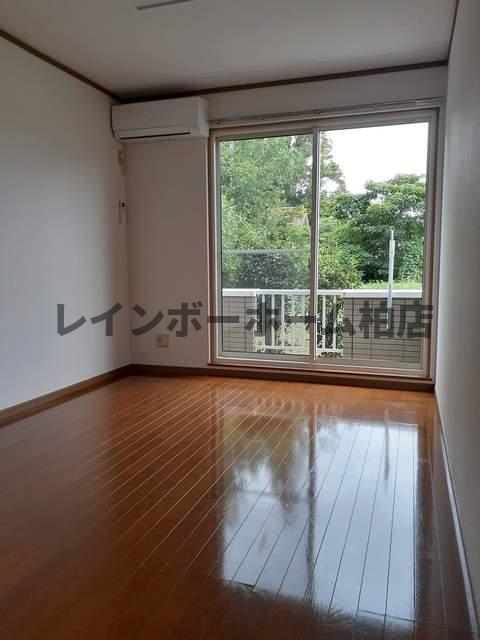居室・リビング　使いやすい居間です