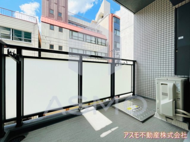 バルコニー　同マンション別部屋　参考写真