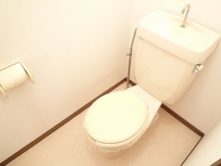 トイレ　図面と現状に相違がある場合には現状を優先
