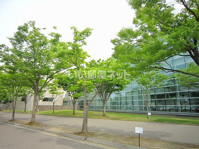 大学・短大　長岡造形大学（大学・短大）まで3213m
