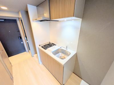 キッチン　写真は同タイプ６０２号室のもの