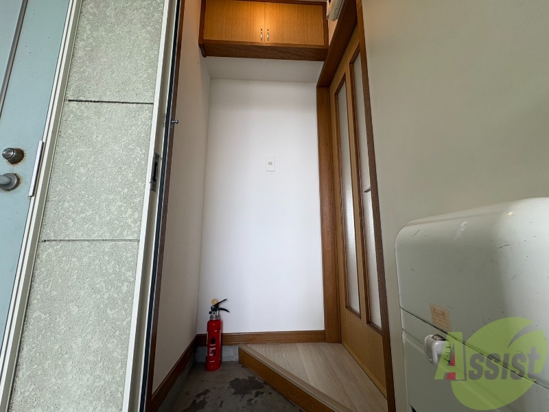 玄関　玄関の様子です。明るい印象ですね。気分もあがりそう。