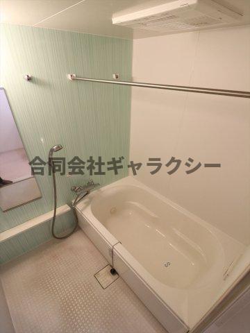 バス・シャワールーム　追い焚き・浴室乾燥機能つき