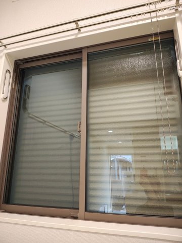 その他　シャッター雨戸付です