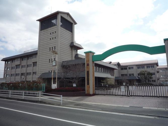 ＪＲ山陽本線 北長瀬駅 徒歩20分 4階建 築32年の周辺写真