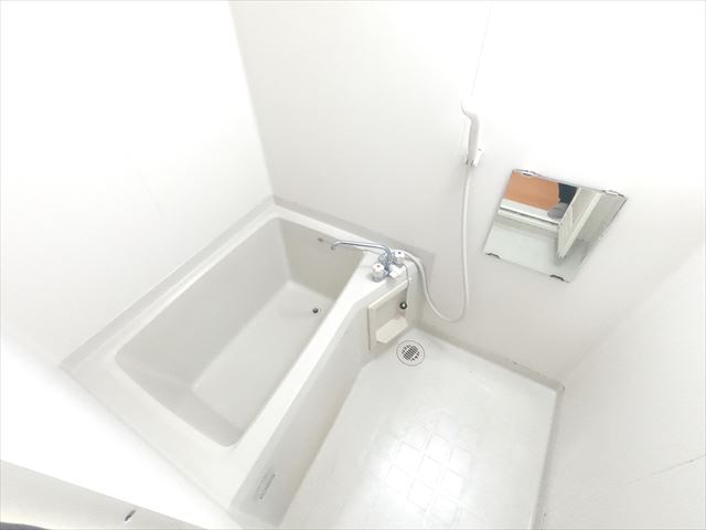 バス・シャワールーム　ツあkれを摂って頂ける綺麗な浴室