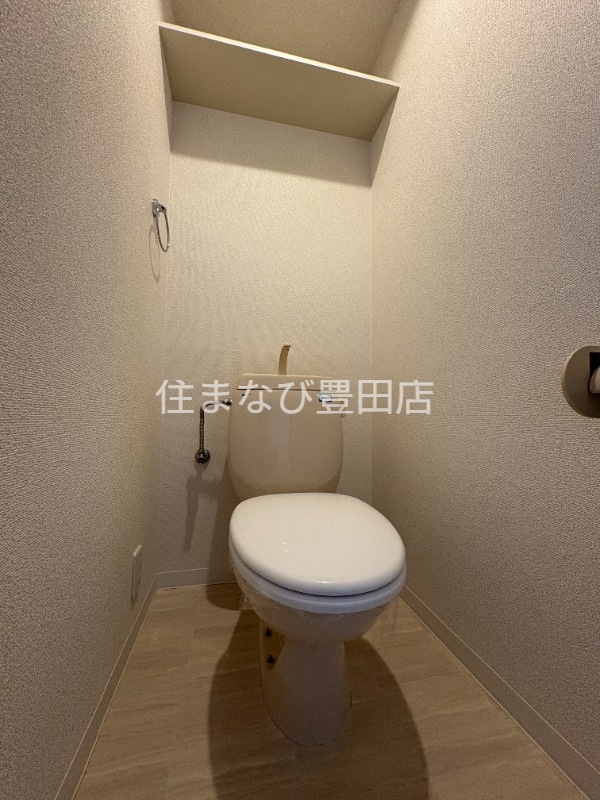 トイレ　同型タイプ