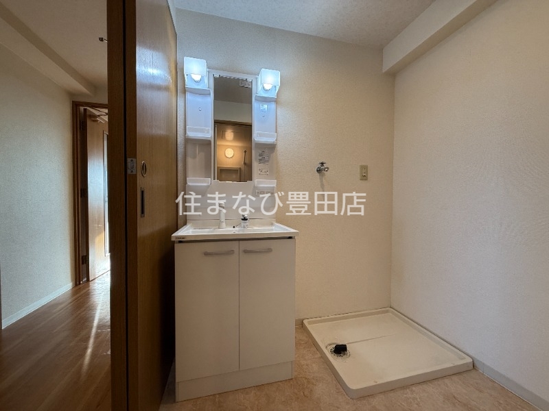 洗面設備　同型タイプ