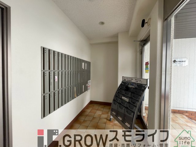 その他共有部分　郵便受けございます