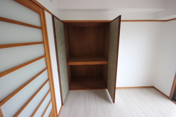 収納　※別号室の写真です