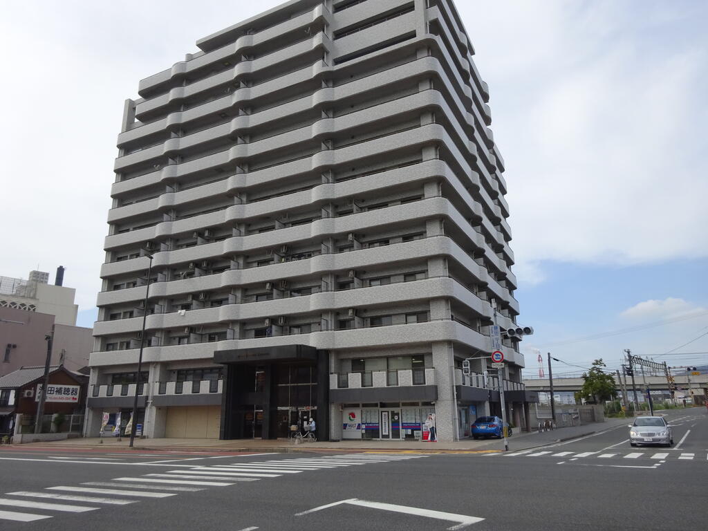 ライオンズマンション黒崎の外観写真