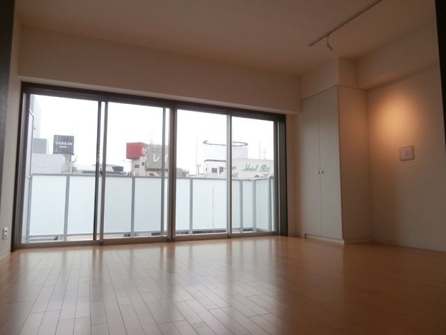 居室・リビング　NULL