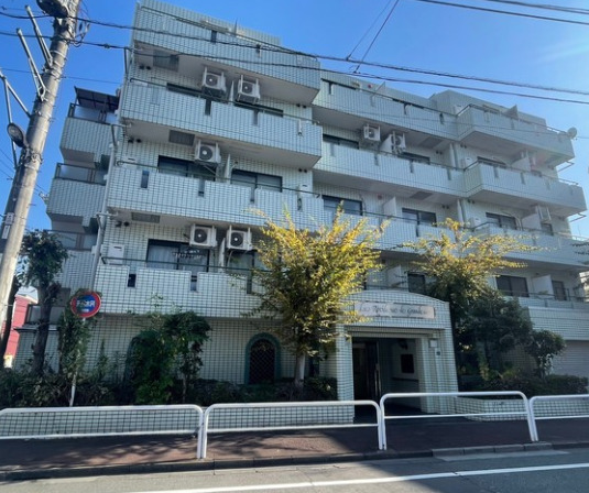 都営三田線 新板橋駅 徒歩3分 築39年