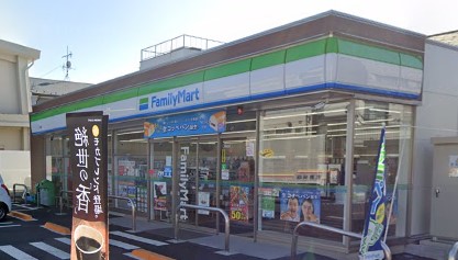 コンビニ　ファミリーマート 浦和南元宿店（コンビニ）まで131m