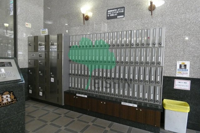ロイヤル博多駅東の外観写真