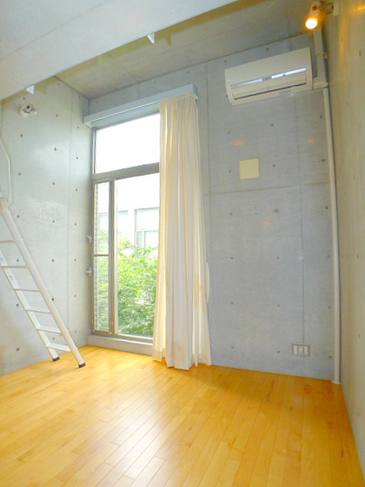 Y ́s ANNEX Bの居間写真