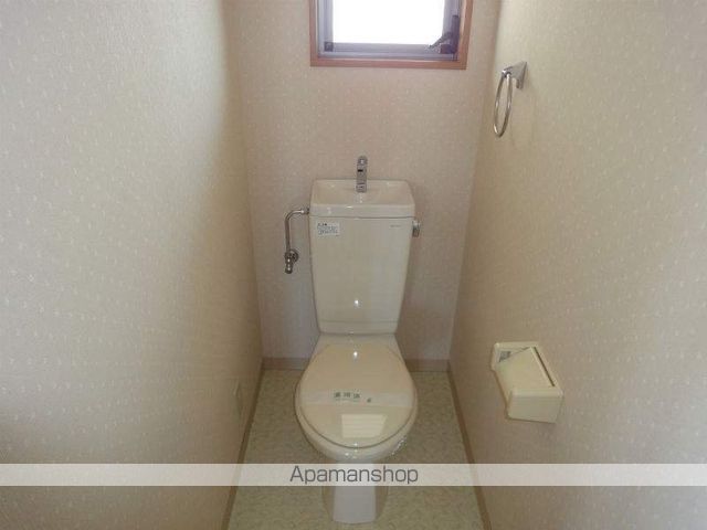 ＪＲ土讃線 高知駅 徒歩17分 4階建 築25年のトイレ写真
