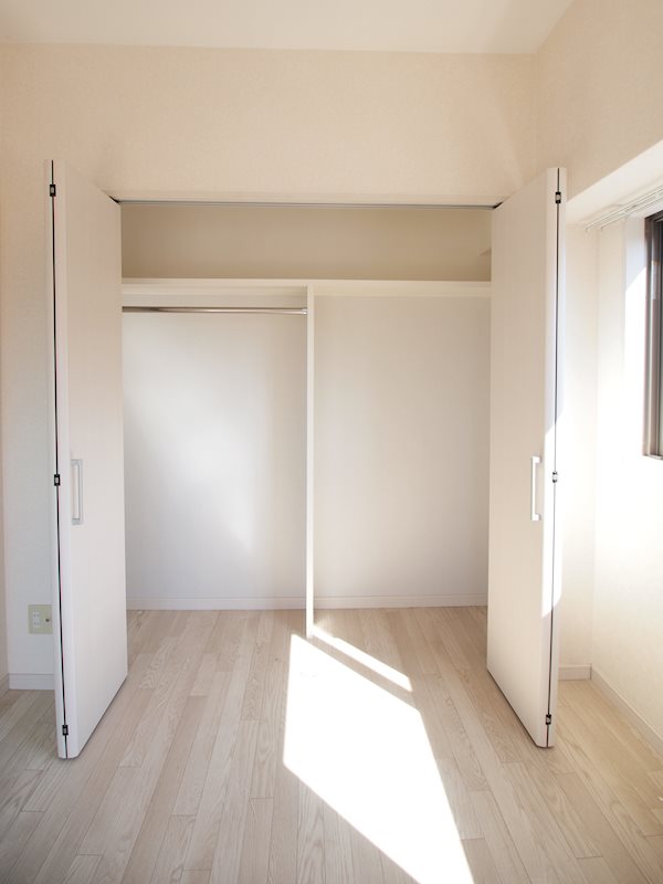 収納　角部屋なので風通しも良いですね。