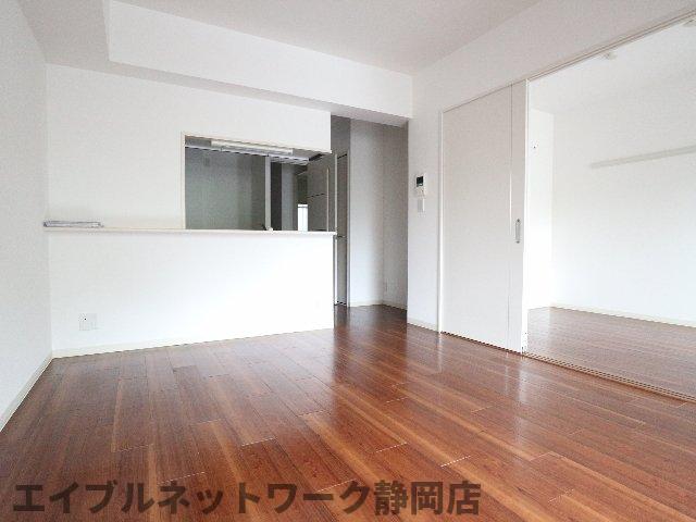 ベルフォーレ音羽の居間写真