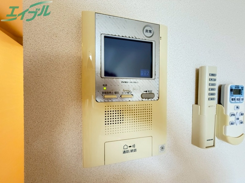 セキュリティ　同物件別部屋写真