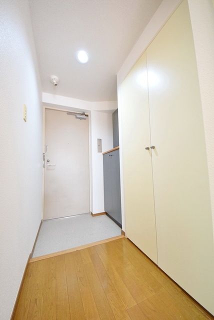 玄関　お問合せはタウンハウジングまで！※現地待合わせ相談可能