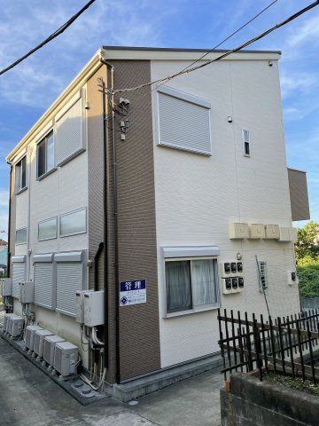 横浜市保土ケ谷区上菅田町のアパートの建物外観
