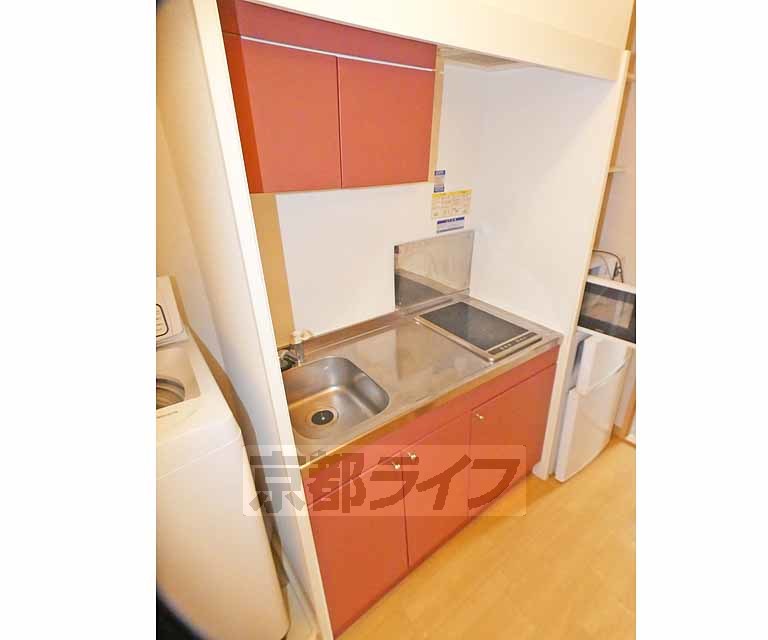 キッチン　広めのキッチンスペースです