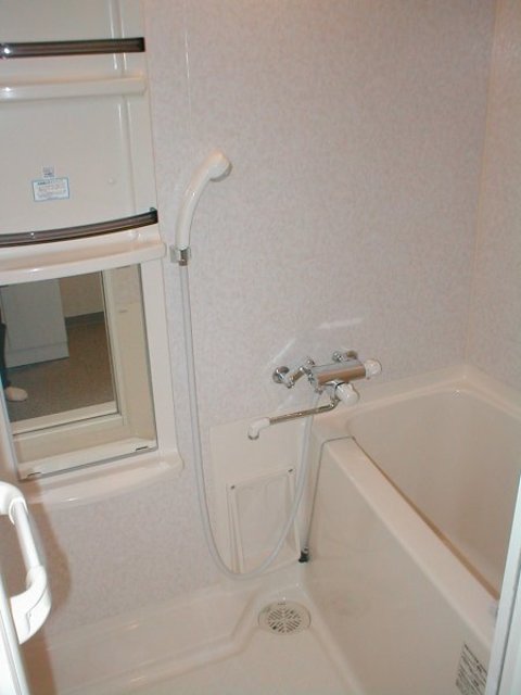 バス・シャワールーム　バス