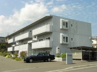 札幌市手稲区富丘四条のマンションの建物外観