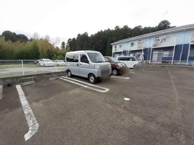 【塩竈市一森山のアパートの駐車場】