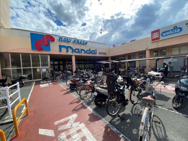 スーパー　（株）万代／新石切店（スーパー）まで356m