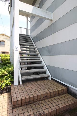 エントランス　駐車場