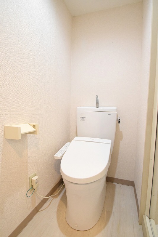 サンハイム田町のトイレ写真