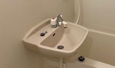 洗面設備　設備・仕様は号室により異なる為、現況を優先致します。